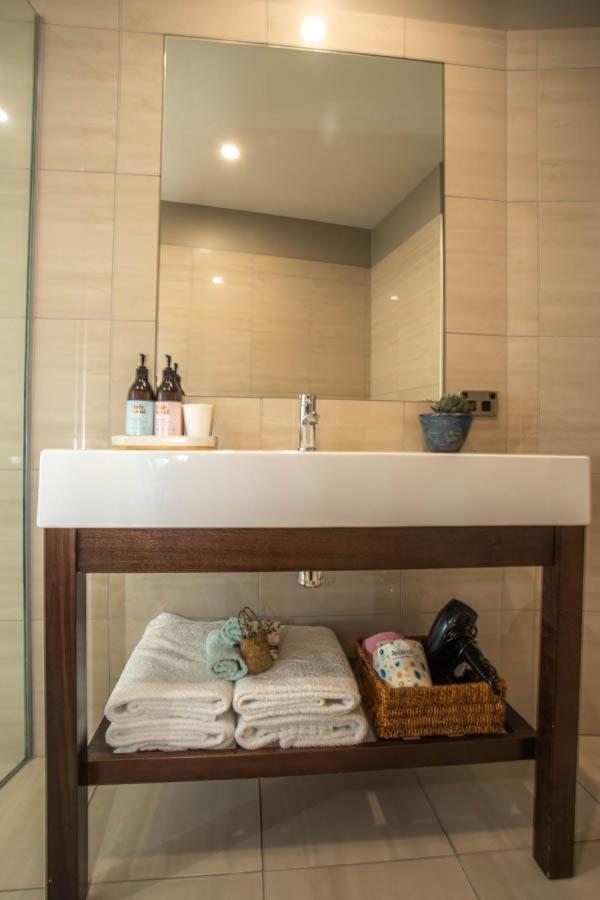 Dunluce Boutique B&B Te Anau Buitenkant foto